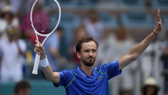 中锋引援案 中锋引援案